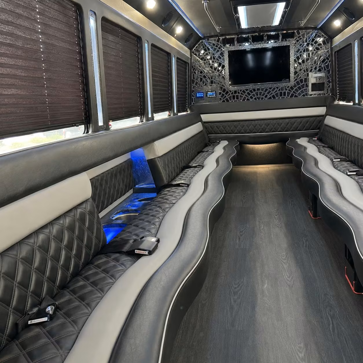 bachelorette party bus rentals in louisville kentucky