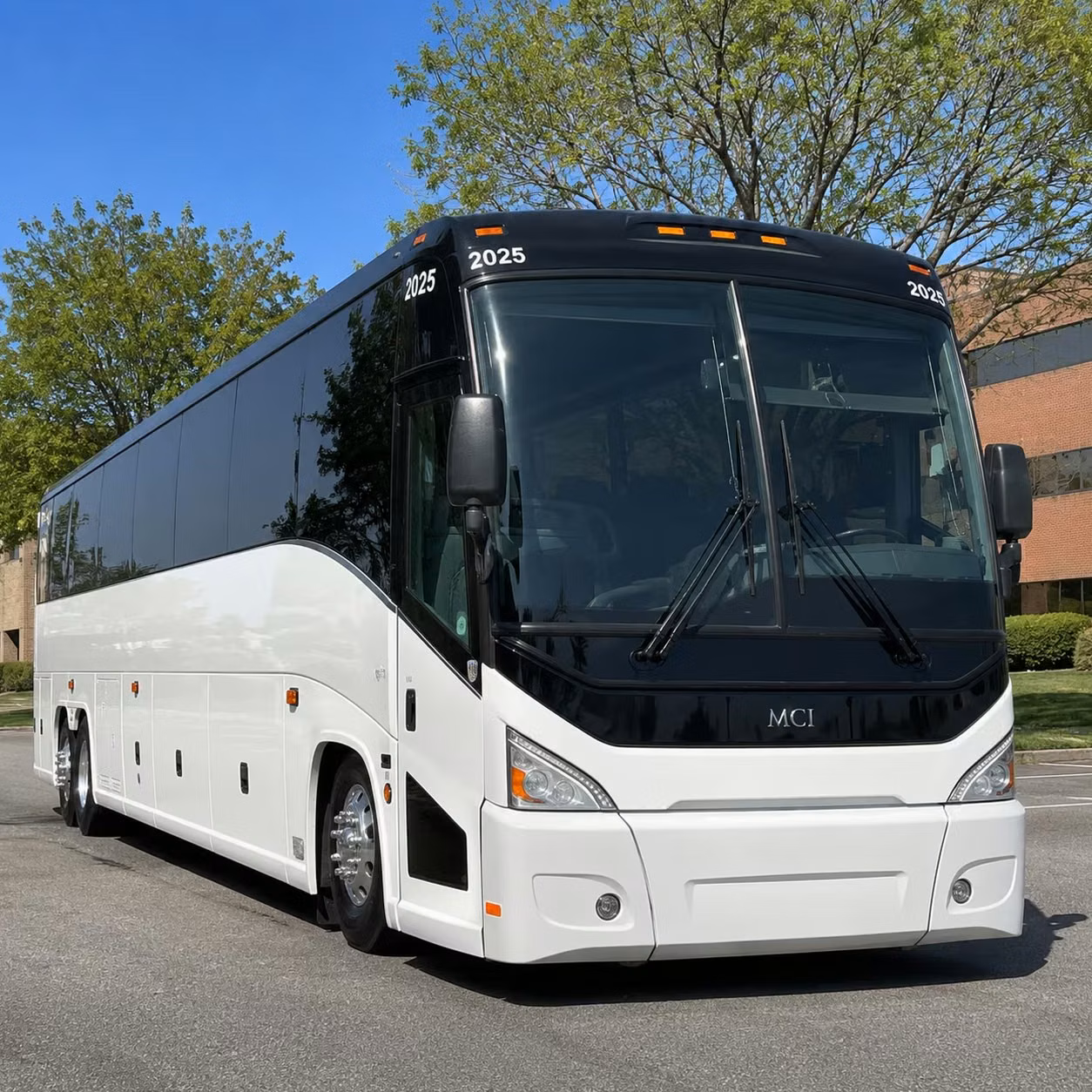 group transportation to louder than life and hometown rising in louisville