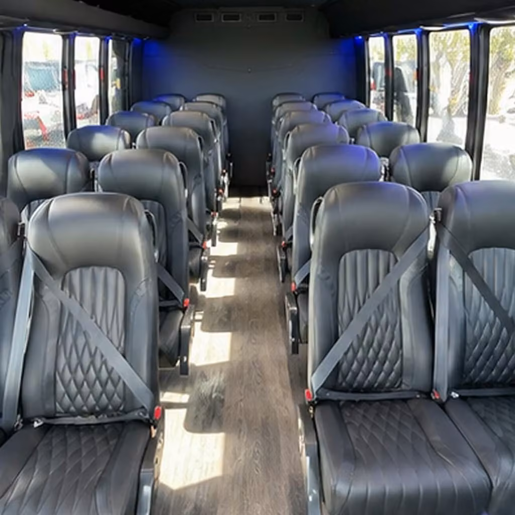 louisville 25 passenger minibus rental