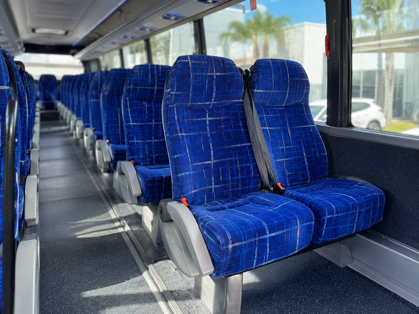 louisville 56 passenger charter bus rental